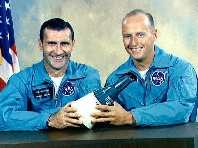 Gemini XI - Pete Conrad Dick Gordon